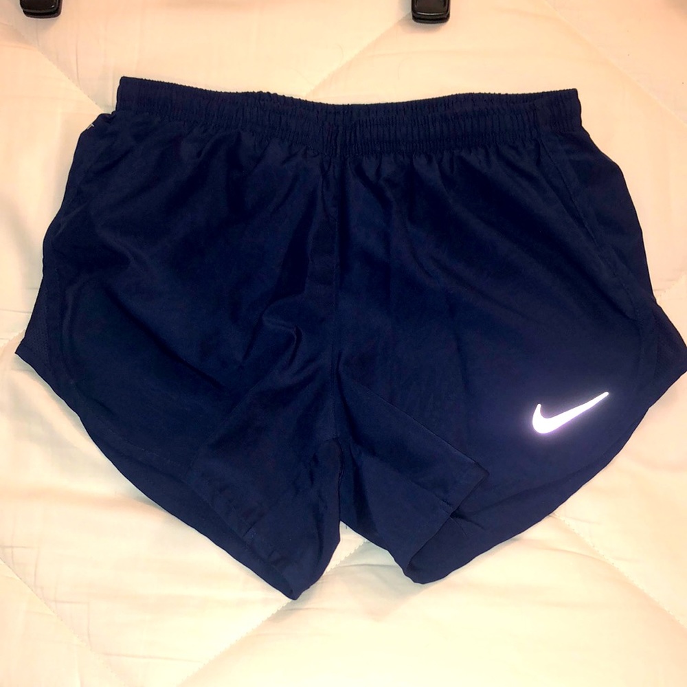 Nike running short